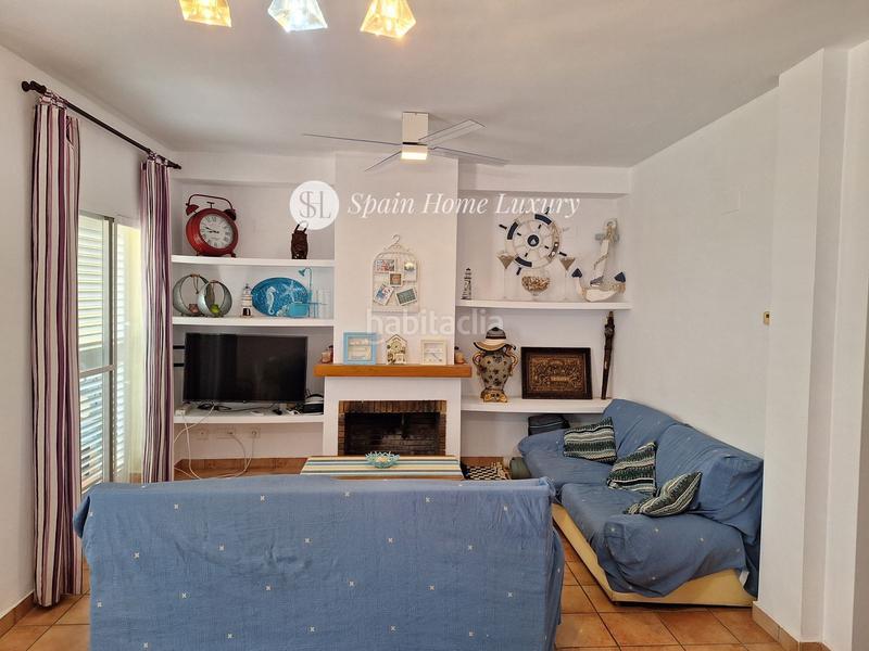 Foto a2a3311f-976a-4040-aafc-ed0cc59e0660. Casa pareada en El Faro Cullera