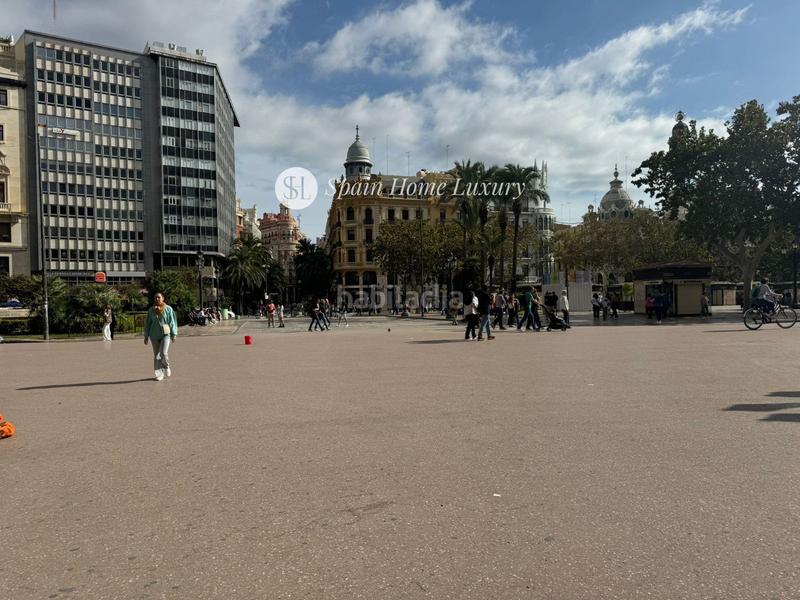 Foto f0214630-8061-4c1b-a397-6e3b1c8a87fd. Àtic a Sant Francesc Valencia