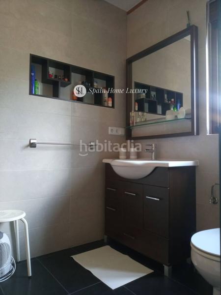Foto f290f8a4-0f8f-4f46-8ad9-88f90cc4b646. Chalet dans Nueva Andalucía Almería