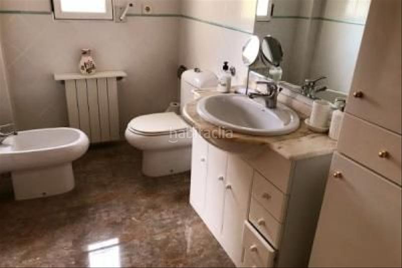 Foto d2ed87c9-e77d-401a-8bf6-7618a08e690f. Chalet in San Antonio de Benagéber