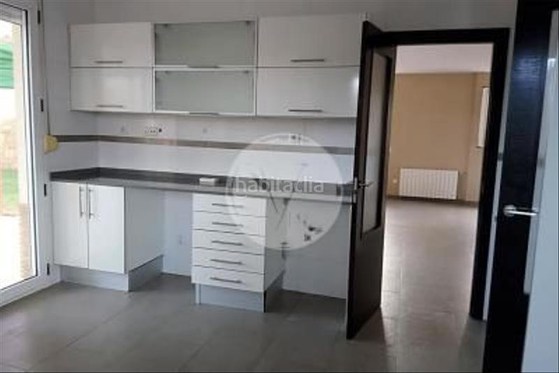 Foto 928d8fbd-84f1-4f08-909f-33c2d75b8d30. Location chalet avec piscine dans San Antonio de Benagéber