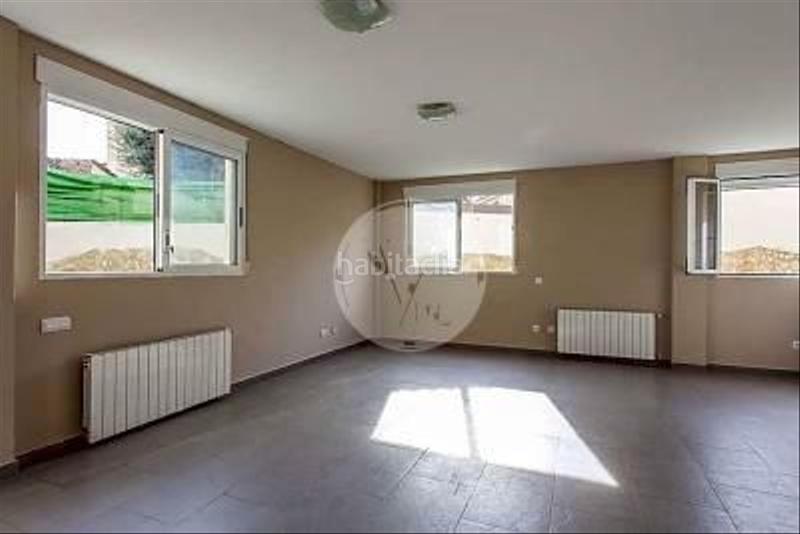 Foto d1b1a9ce-f392-43a3-9b75-68911145418a. Location chalet avec piscine dans San Antonio de Benagéber