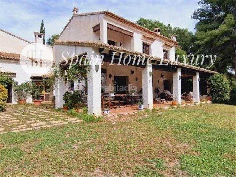 Foto c0f315cf-30b7-4507-9edf-f6f4a458c99f. Chalet avec piscine dans El Bosque Chiva
