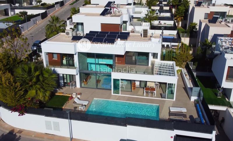 Foto 0f035277-11b7-458d-8da4-5b64eda03072. Xalet amb aparcament piscina a Golf Bahía Finestrat