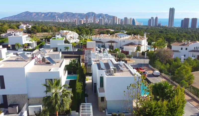 Foto 1d2c7a2b-321e-4d16-9f7f-01b58467dbcd. Xalet amb aparcament piscina a Golf Bahía Finestrat