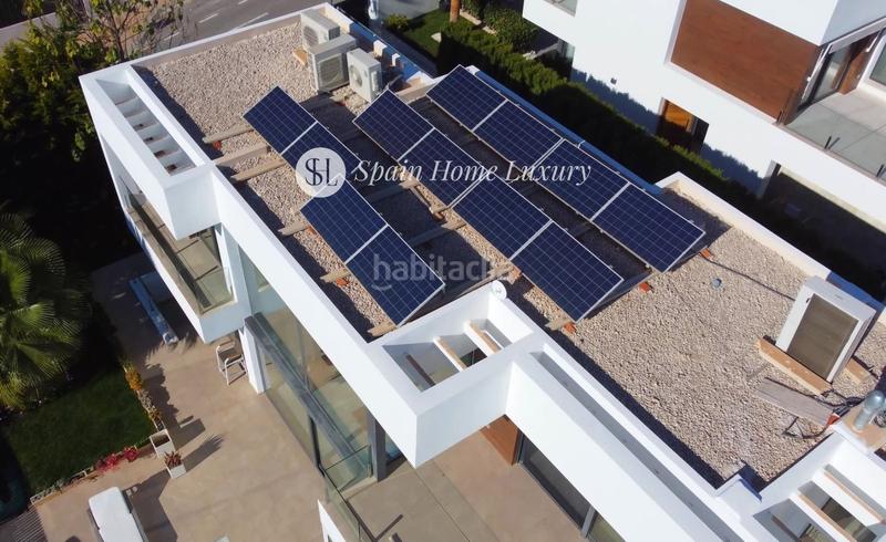 Foto fa8fe92b-7e07-4af1-8ebd-a27fabc6db9f. Xalet amb aparcament piscina a Golf Bahía Finestrat