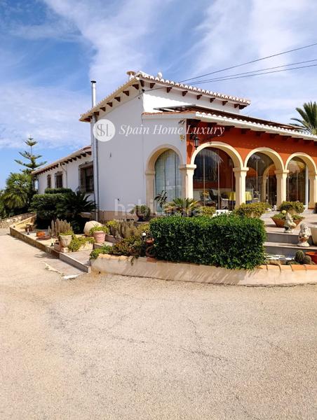 Foto 74fe064f-b067-4e11-ad08-eb20ada30701. Casa pareada en La Pedrera-Vessanes Dénia
