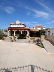 Casa aparellada  Partida plana d'elies. En dénia