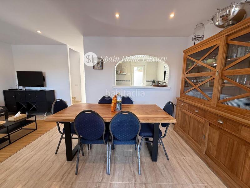 Foto 248545e3-3a50-45c4-9a5a-540845d943ff. Maison jumelée avec parking piscine dans La Empedrola Calp