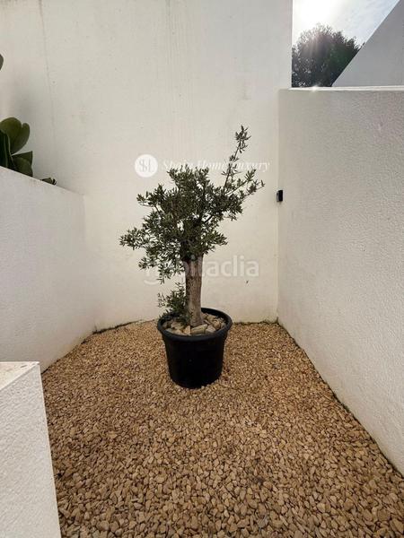 Foto 272993aa-07c1-4def-b3fc-5f6e003bafcb. Maison jumelée avec parking piscine dans La Empedrola Calp