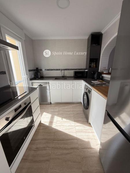 Foto eece0ec8-5f3c-481d-86a0-c56704b8e3a3. Maison jumelée avec parking piscine dans La Empedrola Calp