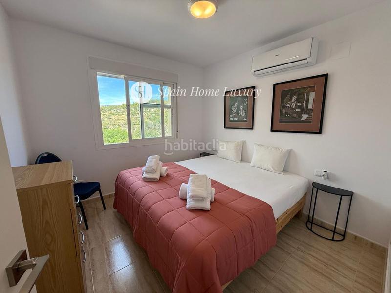 Foto fff0b709-2fed-47ae-bee7-454dfbd53719. Maison jumelée avec parking piscine dans La Empedrola Calp