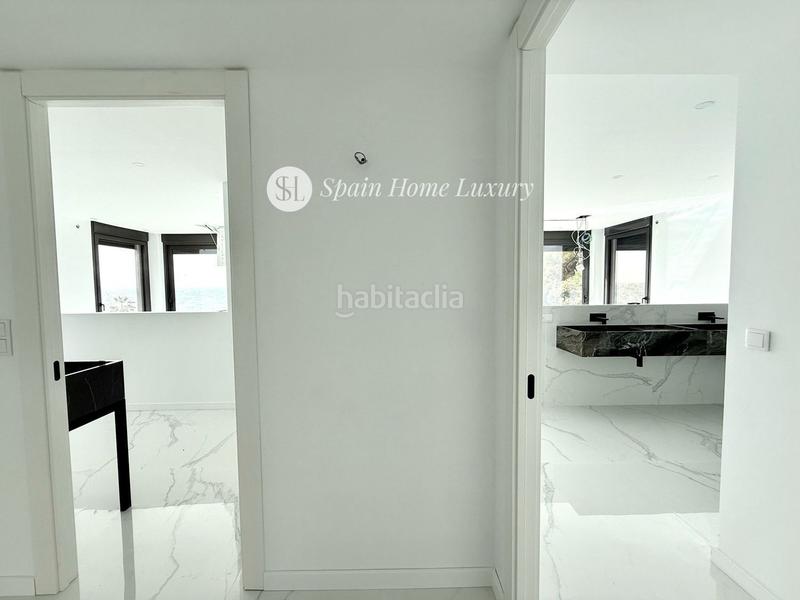 Foto 5c065770-3080-445c-9a2f-645ce37ea75a. Xalet amb calefacció aparcament a Pueblo Español-Coveta Fumá Campello (el)