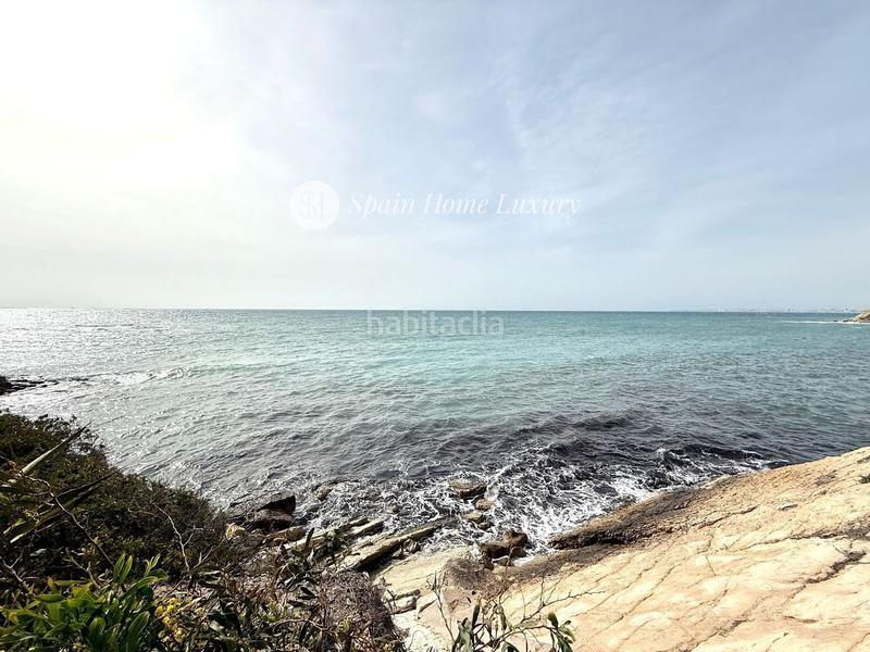 Foto 78c8b383-9d9b-437e-bdbb-4788db4043ab. Xalet amb calefacció aparcament a Pueblo Español-Coveta Fumá Campello (el)