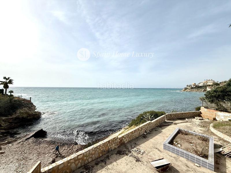 Foto b3021231-4dfd-4fc5-8766-b351cc94eca3. Xalet amb calefacció aparcament a Pueblo Español-Coveta Fumá Campello (el)