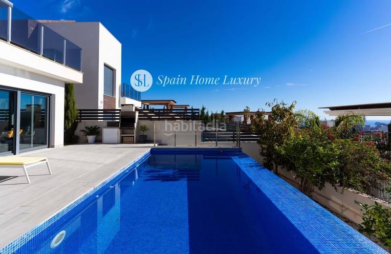 Foto 1e07bcc8-e313-4e04-b2fb-b912e4d2acb5. Chalet avec chauffage parking piscine dans balcón de Finestrat-terra marina Finestrat