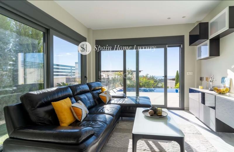 Foto 8ebd41f9-84e9-4d76-9439-4aee417e291b. Chalet avec chauffage parking piscine dans balcón de Finestrat-terra marina Finestrat