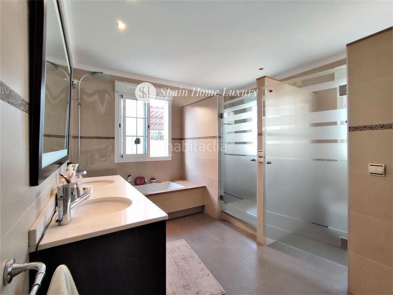 Foto 0845cc43-a71a-44e1-bbd6-8300ce1baea9. Chalet con riscaldamento piscina in Daimús