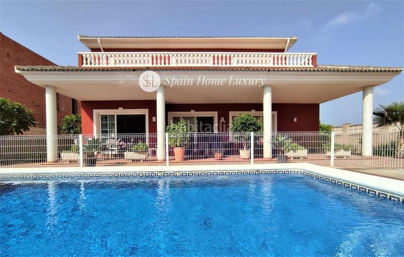 Foto b53da8de-8a3a-4e52-8f9a-183dfcbf3e85. Chalet con riscaldamento piscina in Daimús