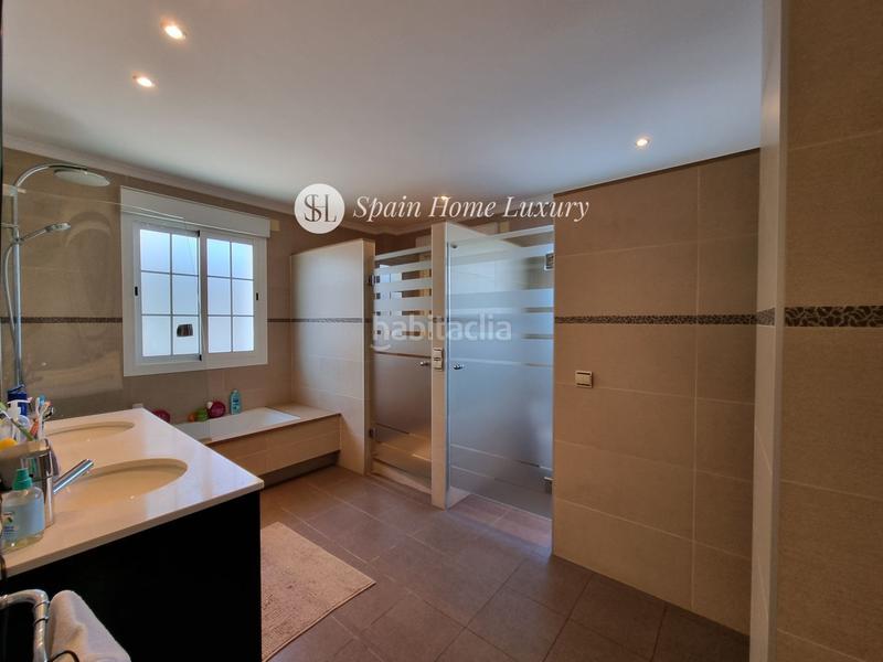 Foto c255f833-b9e0-4fee-84a1-613eee632041. Chalet con riscaldamento piscina in Daimús