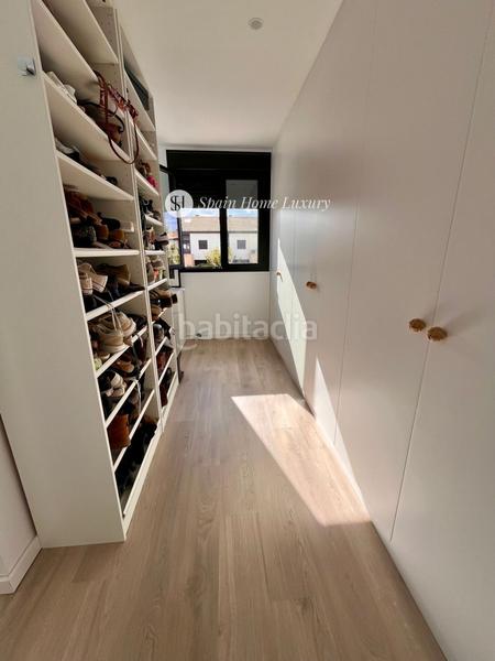 Foto c7059d53-a7a3-4e97-9dbe-6e0e3d39c050. Affitto casa a schiera con parcheggio piscina in Entrepinos Eliana (l´)