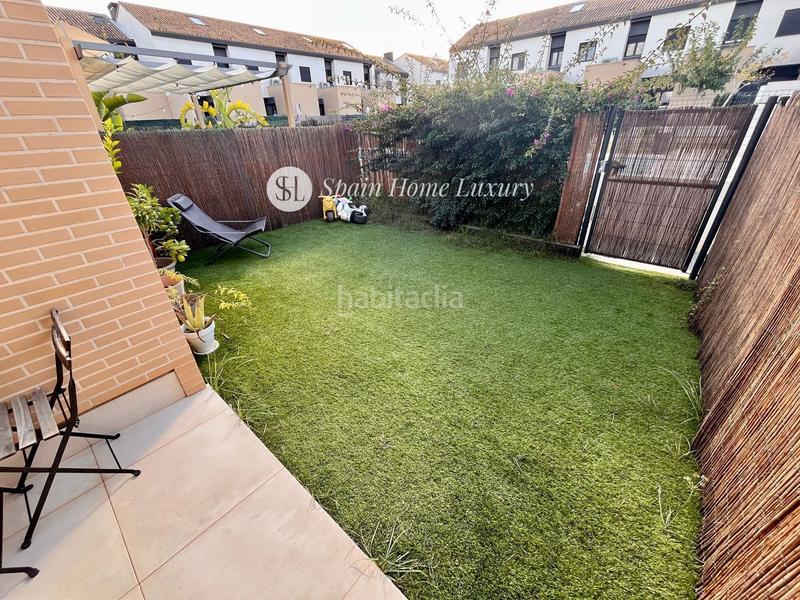 Foto fd8cd6e4-1c7e-42f8-8bd0-776869b16cff. Rent semi detached house with parking pool in Entrepinos Eliana (l´)