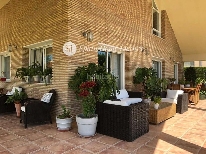 Foto 4d9d79c7-9ba8-455e-b388-c0d689268f94. Chalet en San Antonio de Benagéber