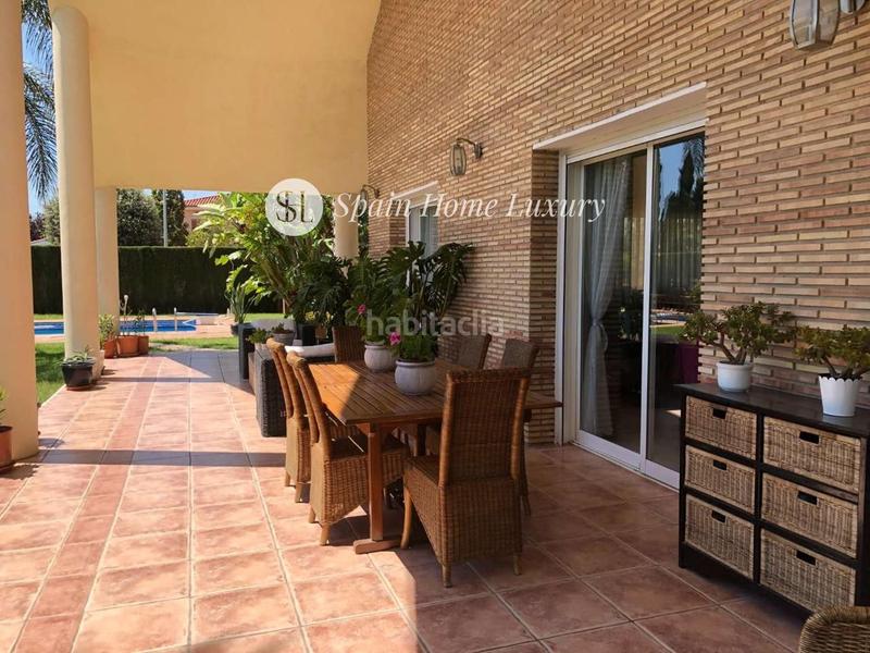 Foto a51eecc0-dd53-4882-b372-1fe9dfa7503b. Chalet en San Antonio de Benagéber