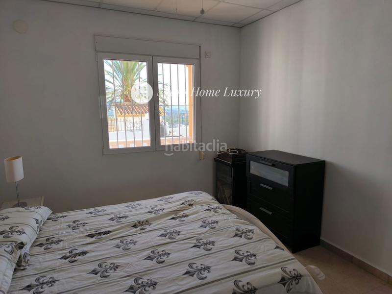 Foto 5b4c0543-76c9-4d22-afa8-a5b193031e8b. Chalet avec parking piscine dans Oltamar - Cucarres Calp