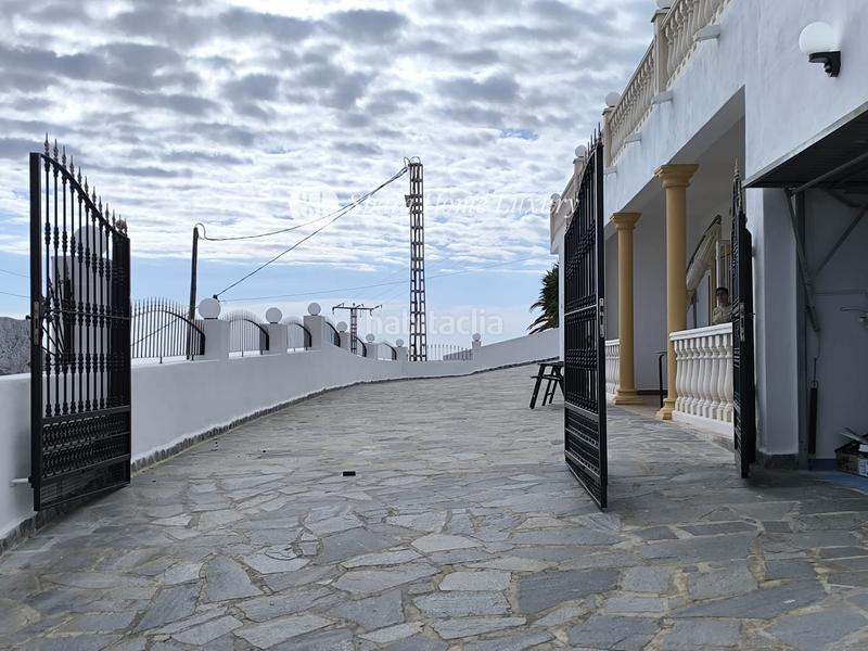 Foto 9c982434-5331-48d7-9210-038544c45e34. Chalet avec parking piscine dans Oltamar - Cucarres Calp