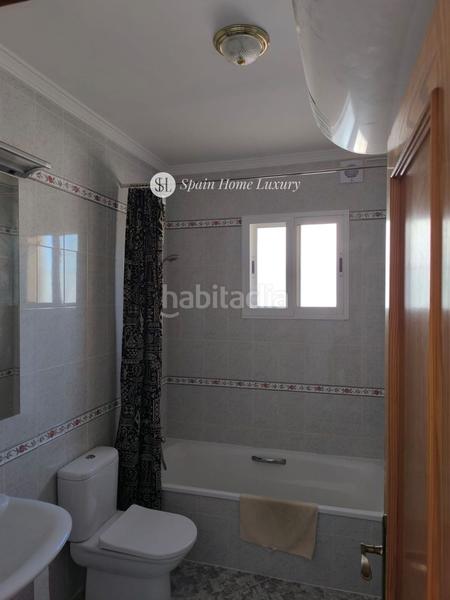 Foto e7bc3ada-f0e3-4077-ac4e-e37581bc2aec. Chalet avec parking piscine dans Oltamar - Cucarres Calp