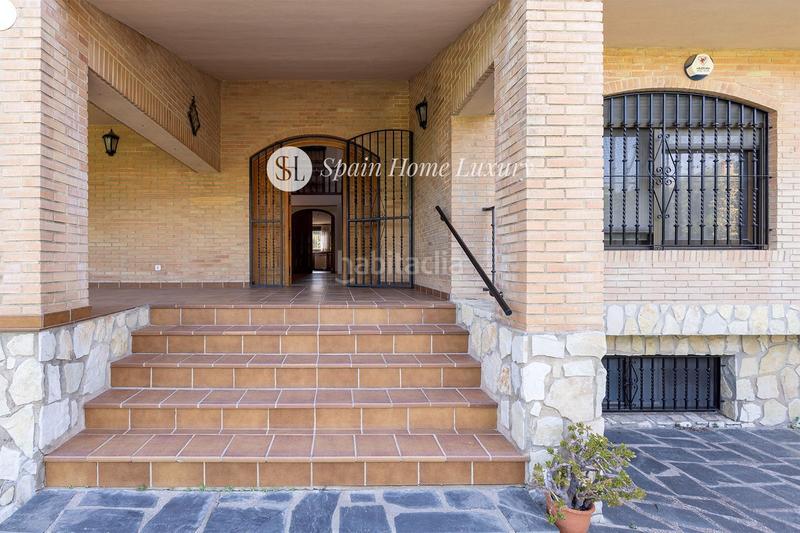 Foto 2484b8be-b6c2-4da6-a265-f65abd56d2d9. Chalet en ribaroja de túria en Riba - roja de Túria