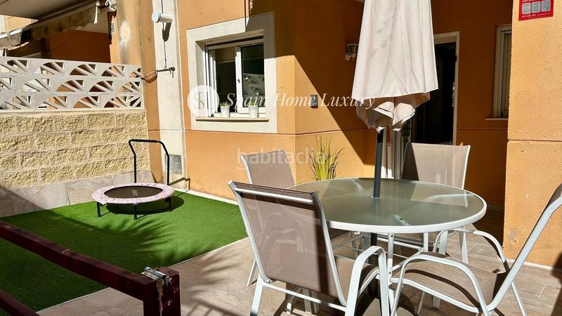 Foto 93c9e8cd-4fe0-4e3c-9671-40105df1adae. Casa adosada en El Bosque Chiva