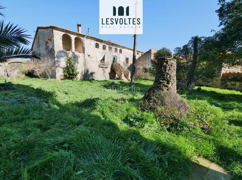 Foto e52fec22-1c04-425f-85e8-64a3511cbcd0. Bauernhof mit parking in Rupià