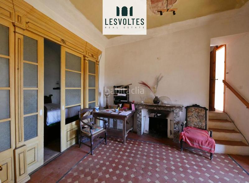 Foto 10842b40-b361-448a-b4c2-e44aa6f4f133. Masia amb aparcament a Rupià