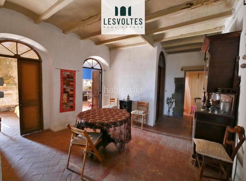 Foto 563e0cb0-9346-4806-944d-d3007960c5ac. Masia amb aparcament a Rupià