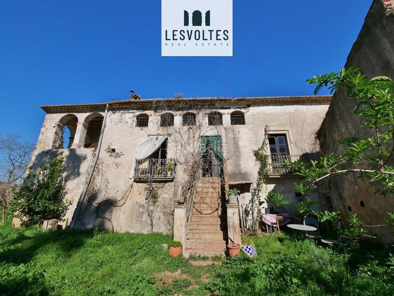 Foto 6a07ad20-79f6-4b98-82be-097878db1c15. Masia amb aparcament a Rupià