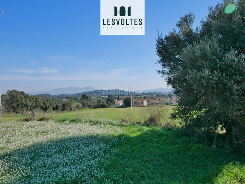 Foto c1bc657a-aad1-45ba-aa03-110cd9306f50. Masia amb aparcament a Rupià