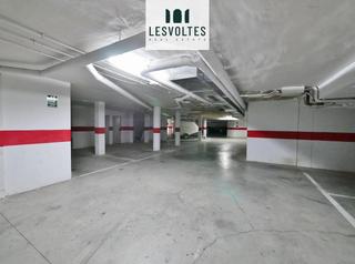 Aparcament cotxe  Puig negre. Plaza de aparcamiento y trastero en venta en forallac.
