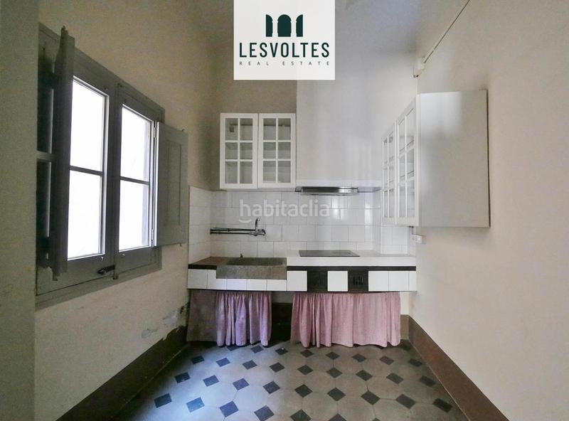 Foto 04265592-4a0a-4aa8-94e2-748f16e7e619. Alquiler local comercial en Bisbal d´Empordà (La)