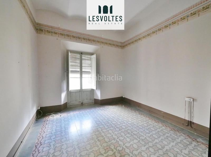 Foto 1ad28ff2-0dc4-46c9-a55c-8a8df2ffbf44. Alquiler local comercial en Bisbal d´Empordà (La)