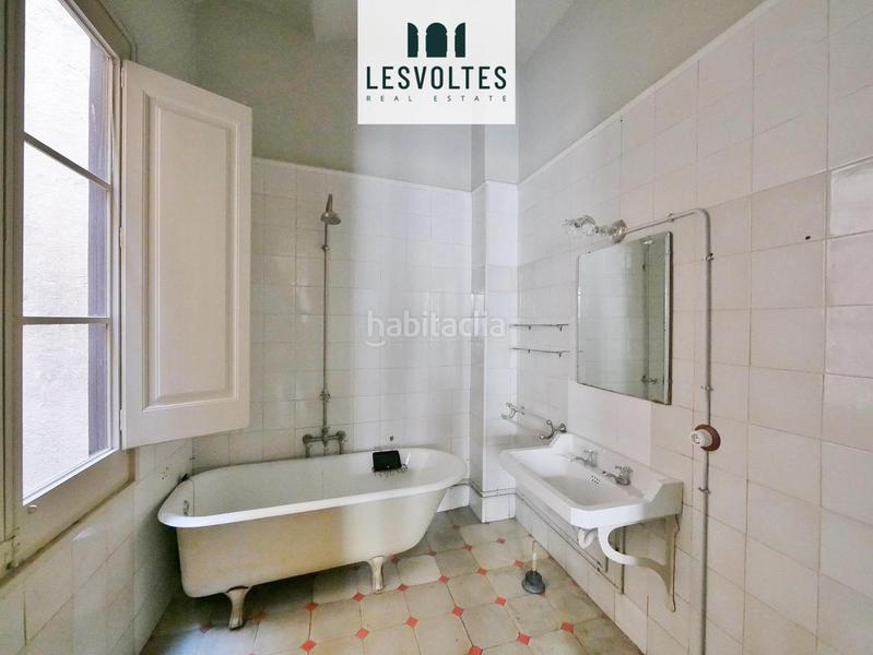 Foto 6bbee07a-eb72-43a2-972c-abd612dfff3c. Alquiler local comercial en Bisbal d´Empordà (La)