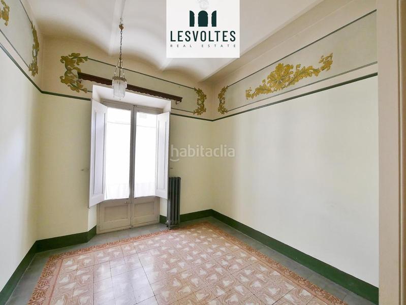 Foto cfe230a1-afe1-49ca-b0a9-e0b5d368ed63. Alquiler local comercial en Bisbal d´Empordà (La)