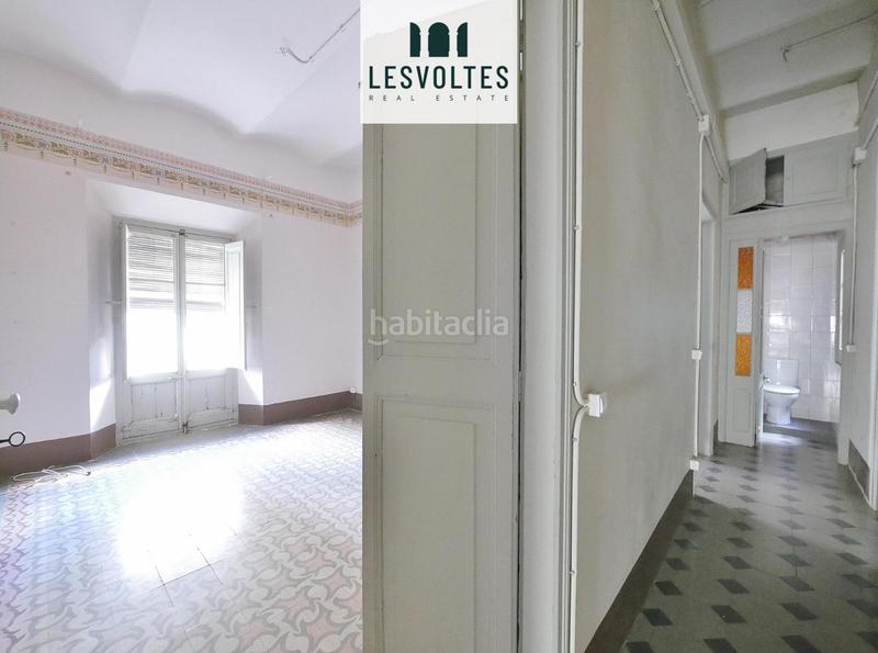 Foto dc17e6cc-f144-4198-8ec1-d77687fb31b9. Alquiler local comercial en Bisbal d´Empordà (La)