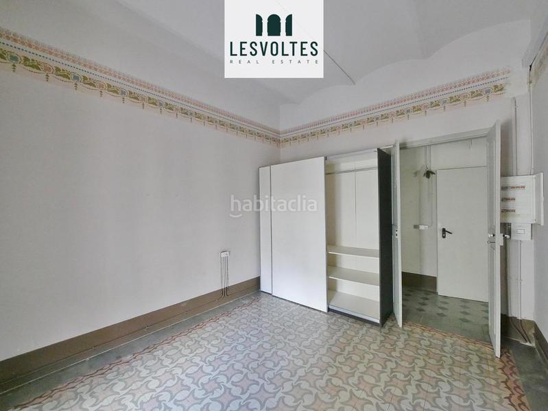 Foto f6c9752a-5a79-4a9b-bad5-17d48b948647. Alquiler local comercial en Bisbal d´Empordà (La)