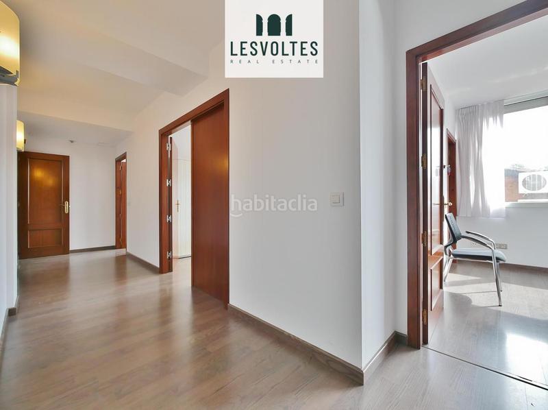 Foto b2e57d32-6f3f-45f5-84c3-8ad00b30aa98. Rent business premise in La Punxa Palafrugell