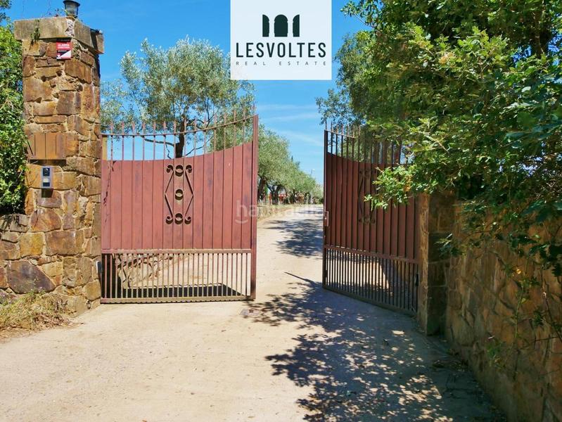 Foto a26c56b1-8a1b-4c15-8db2-5bedabb93b70. Casa amb calefacció aparcament piscina a Forallac