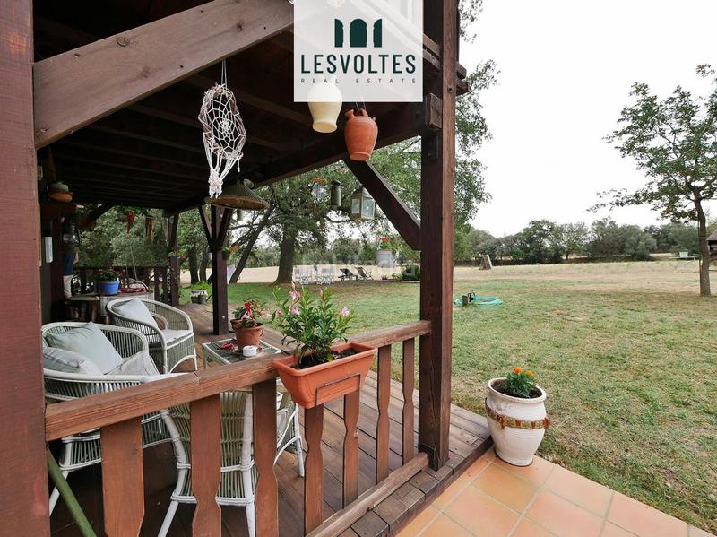 Foto 10da3daf-3d8a-48c3-b19b-d821a6a3449d. Casa amb piscina a Rupià