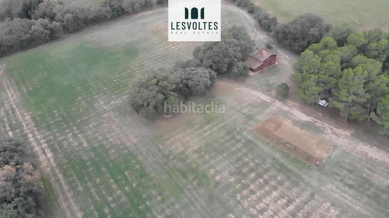 Foto 56e4acef-86b6-43e0-a700-13144d78cec3. Casa amb piscina a Rupià