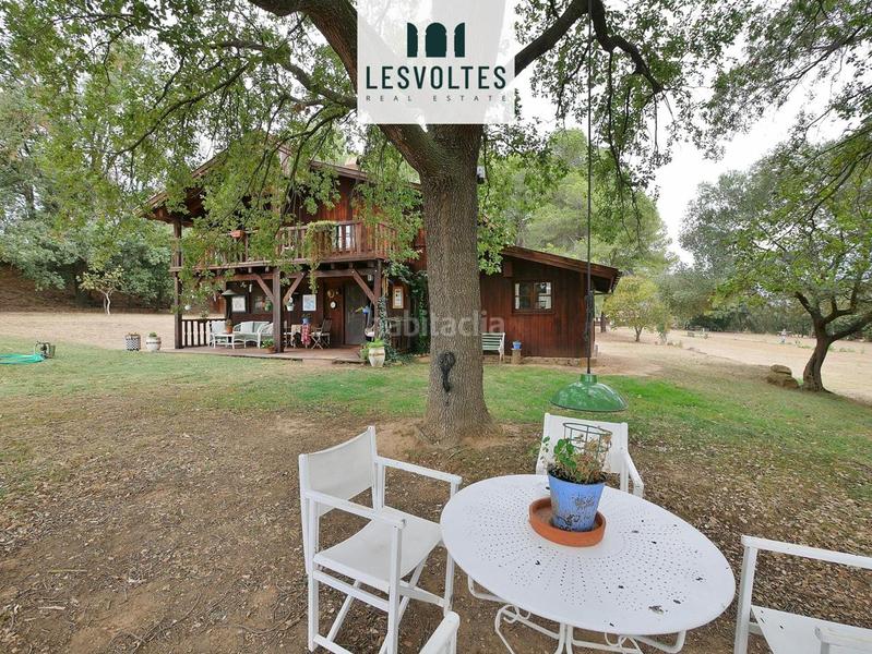 Foto e6721085-f820-4ce3-b5c7-6ff9998d77d8. Casa amb piscina a Rupià